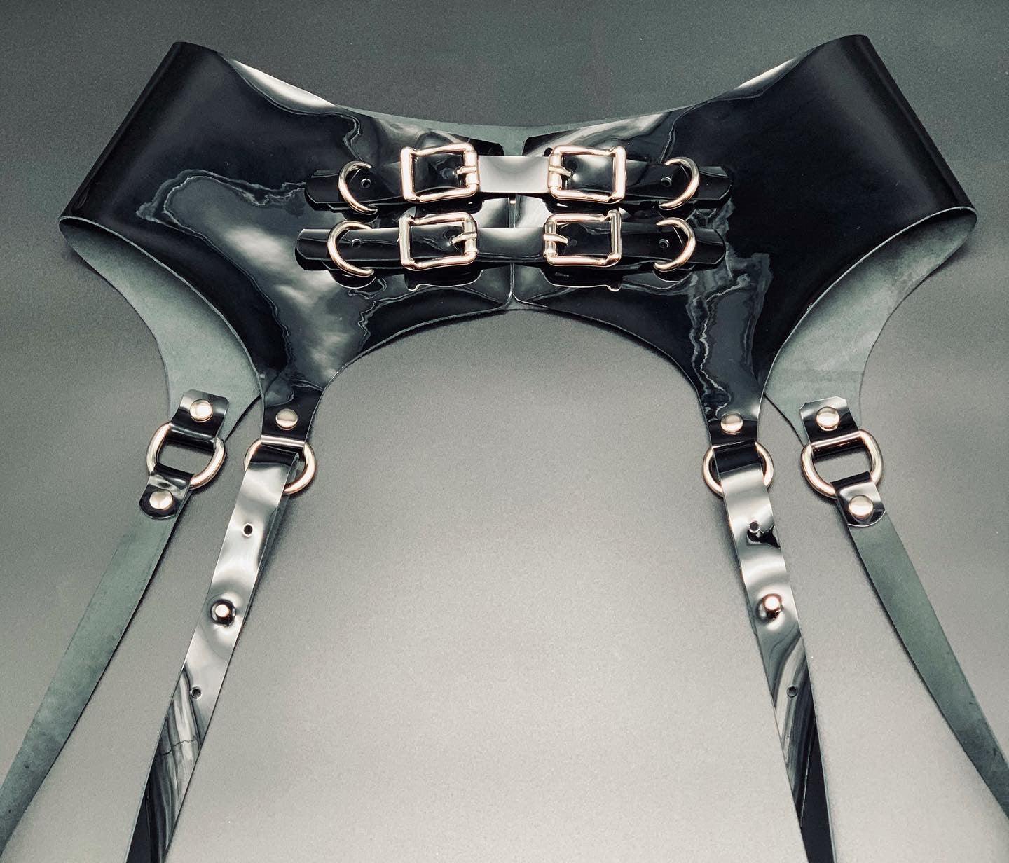 Premium leather lingerie harness, garter belt and choker collar by Metatron
