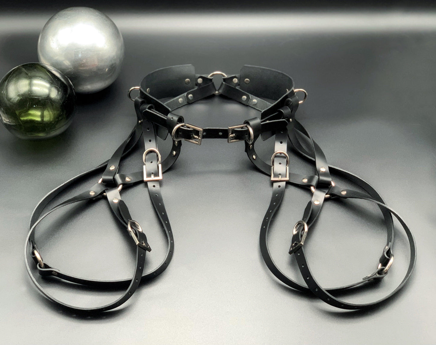 harness garter belt