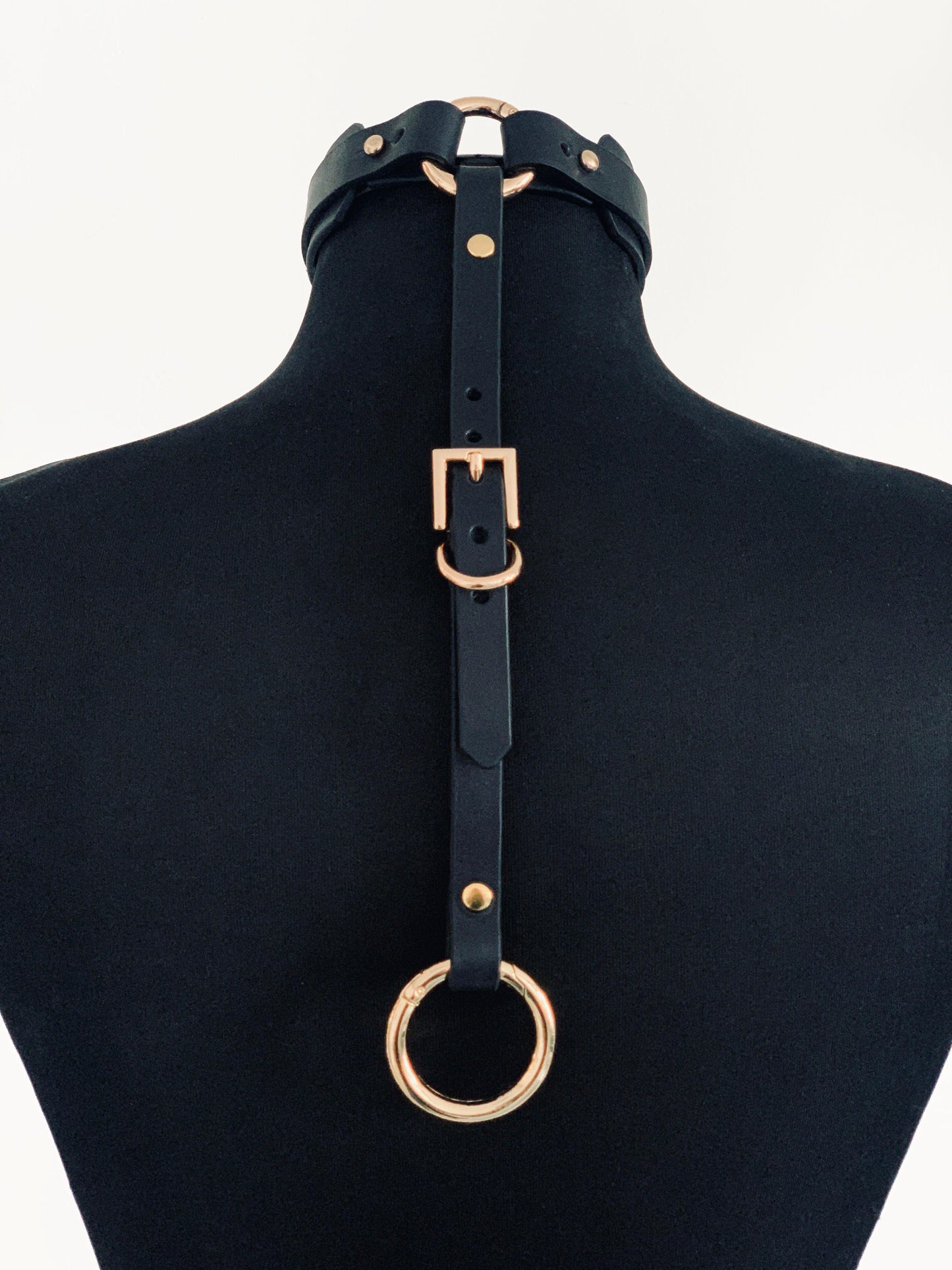 OMORYNA COLLAR SET