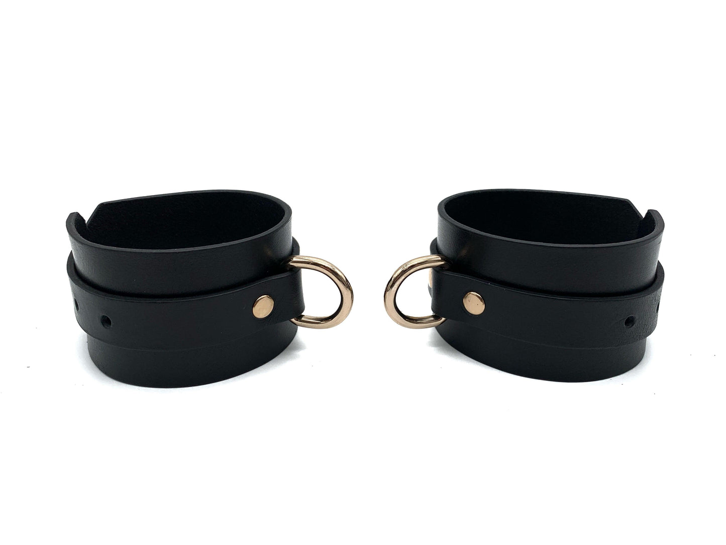 Premium leather lingerie harness, garter belt and choker collar by Metatron