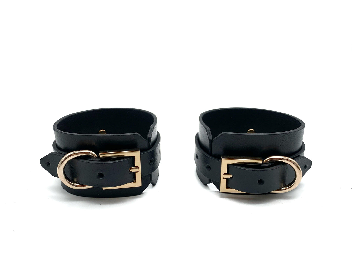 Premium leather lingerie harness, garter belt and choker collar by Metatron