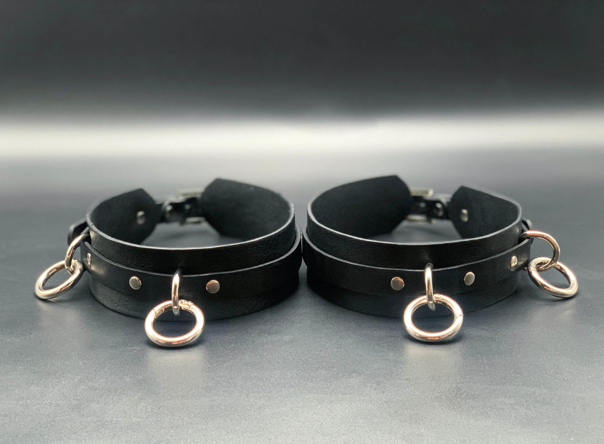 thigh cuffs. Premium leather lingerie harness, garter belt and choker collar by Metatron