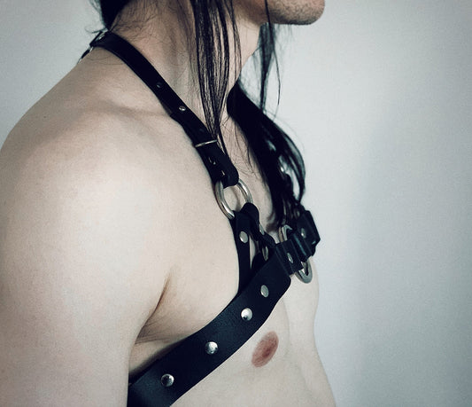leather harness men